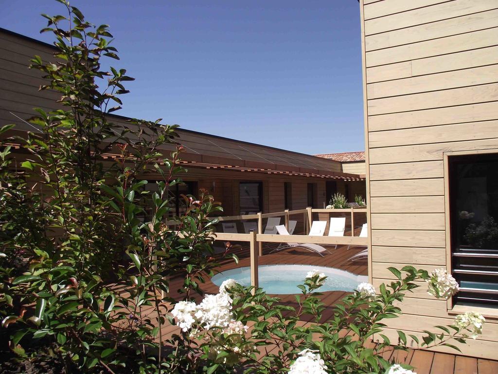 LES BELLES ÉPOQUES B&B - JACUZZI - PISCINE - TERRASSES - BRUMISATEURS - Proche Puy du Fou Saint-Germain-sur-Moine Esterno foto