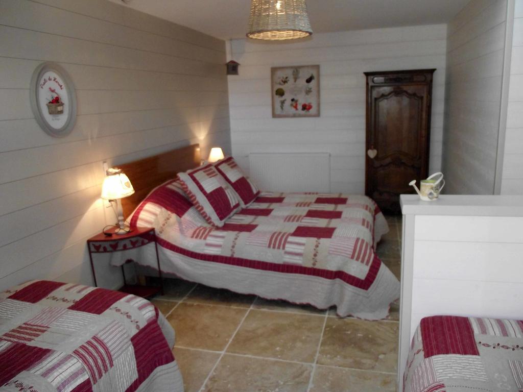 LES BELLES ÉPOQUES B&B - JACUZZI - PISCINE - TERRASSES - BRUMISATEURS - Proche Puy du Fou Saint-Germain-sur-Moine Camera foto
