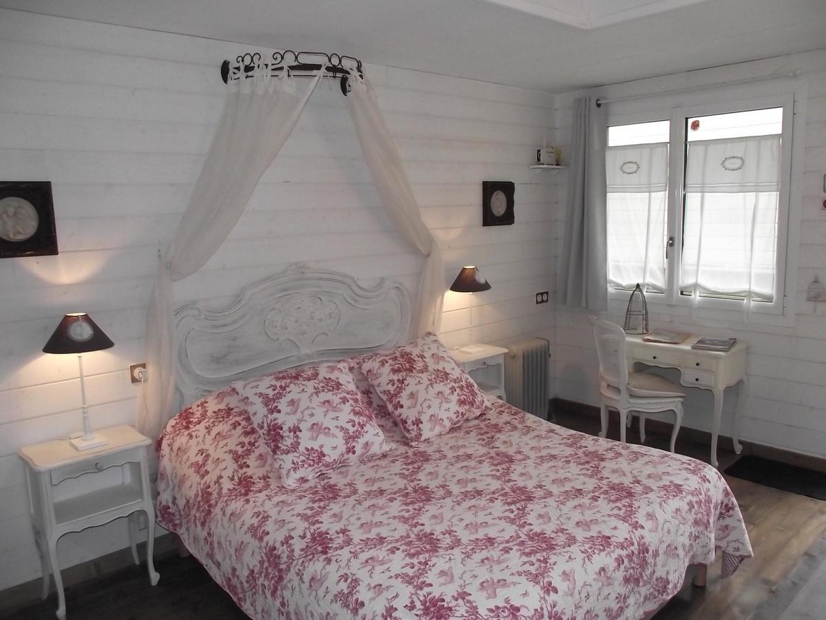 LES BELLES ÉPOQUES B&B - JACUZZI - PISCINE - TERRASSES - BRUMISATEURS - Proche Puy du Fou Saint-Germain-sur-Moine Esterno foto