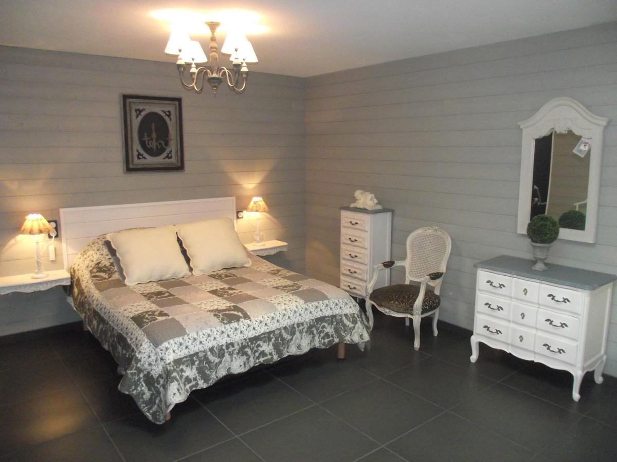 LES BELLES ÉPOQUES B&B - JACUZZI - PISCINE - TERRASSES - BRUMISATEURS - Proche Puy du Fou Saint-Germain-sur-Moine Esterno foto